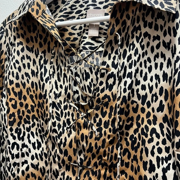 Chico’s Leopard Print Top - Picture 3 of 5